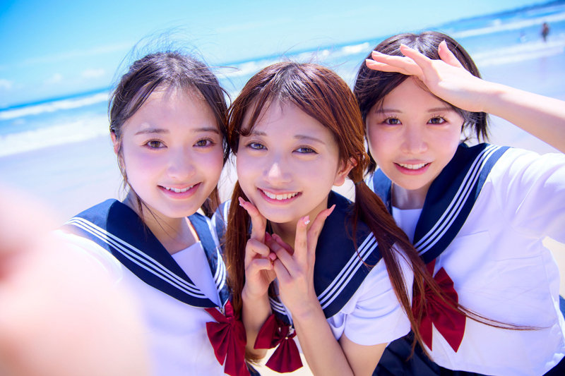 かりん＆こなつ＆かほ 無料サンプル動画画像(3) 【フルエロ動画】